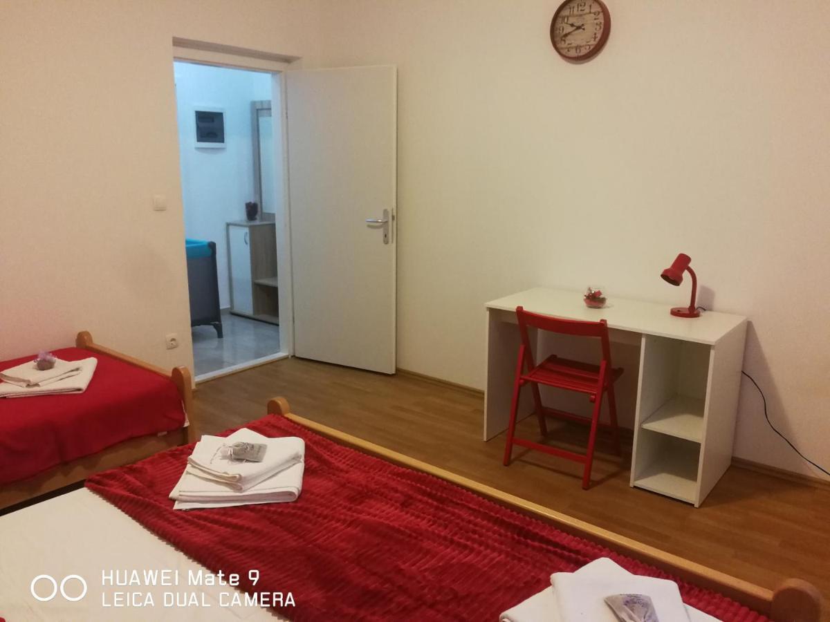 Angelina Apartman Kastela Luaran gambar