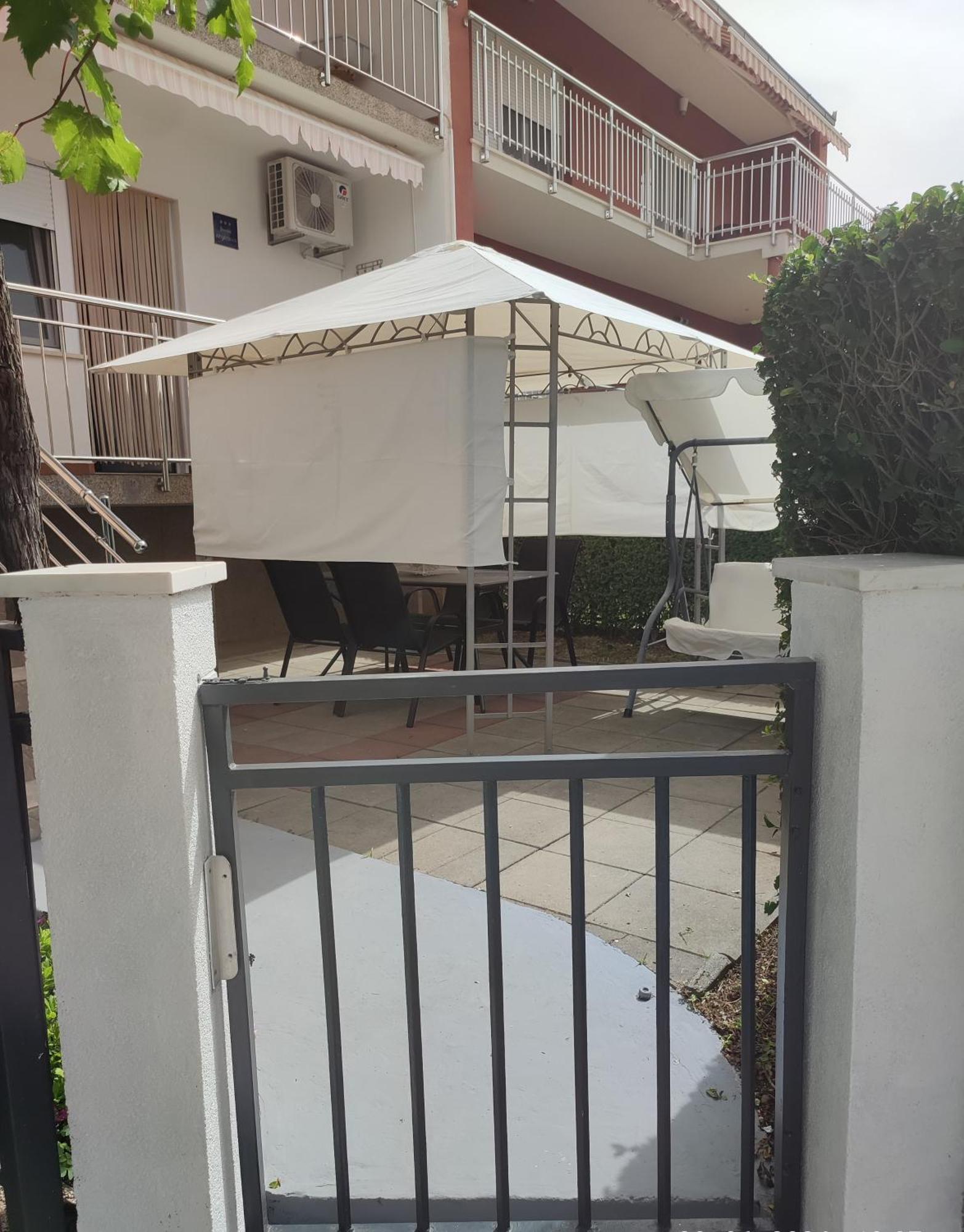 Angelina Apartman Kastela Luaran gambar